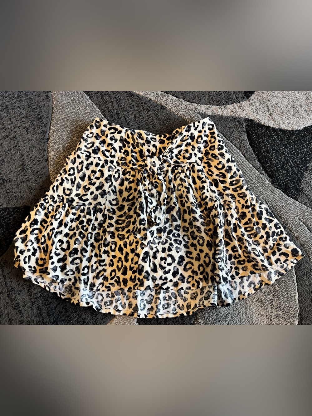 NWT Versona skirt XS leopard print